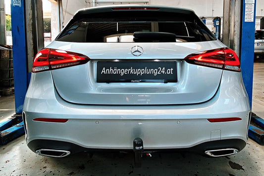 Nachrüstung einer abnehmbaren Anhängerkupplung am Mercedes A Klasse