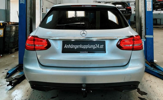 Nachrüstung einer abnehmbaren Oris Anhängerkupplung an der Mercedes C Klasse T-Model W205