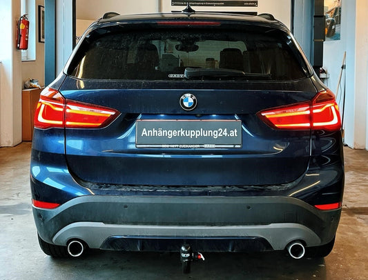 Nachrüstung einer abnehmbaren Anhängerkupplung am BMW X1