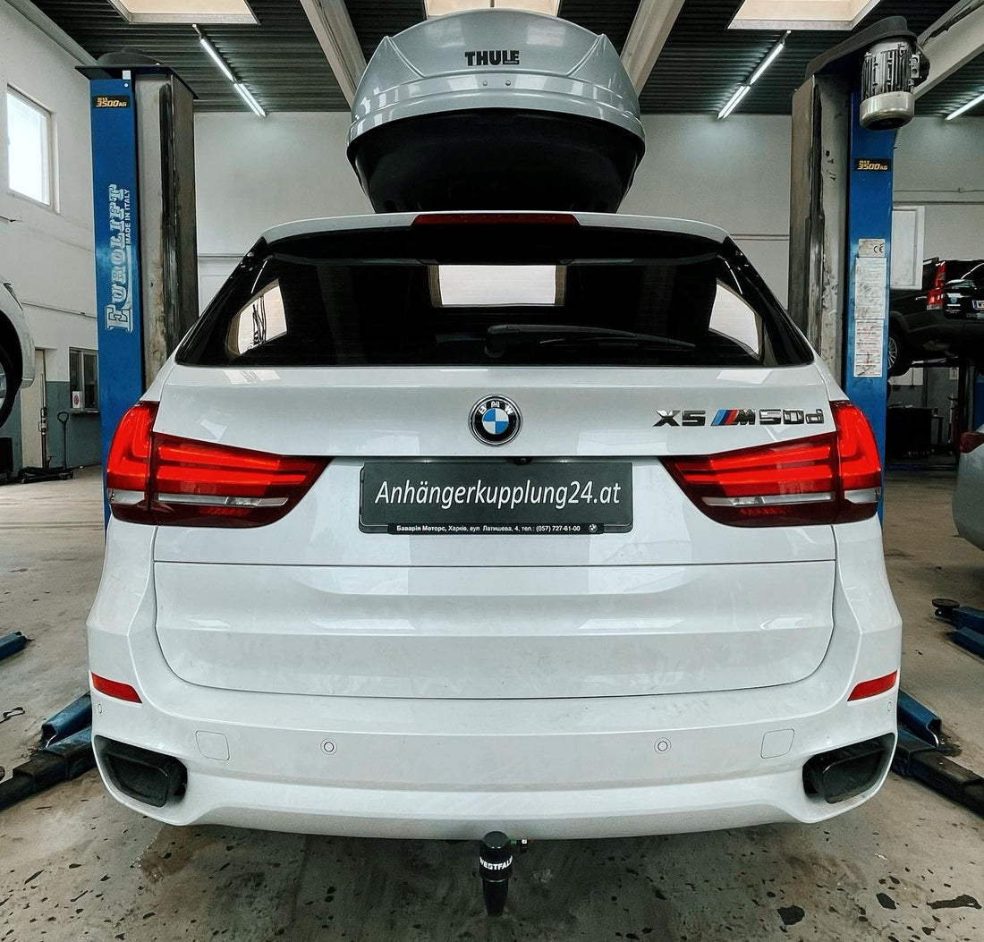 Nachrüstung einer abnehmbaren Westfalia Anhängerkupplung am BMW X5 M50d G05