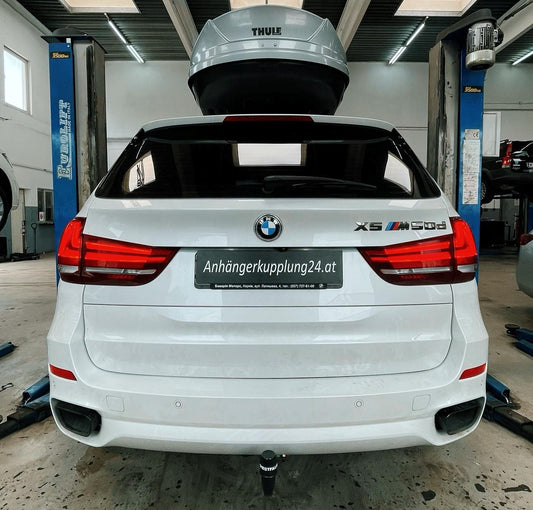 Nachrüstung einer abnehmbaren Westfalia Anhängerkupplung am BMW X5 M50d G05