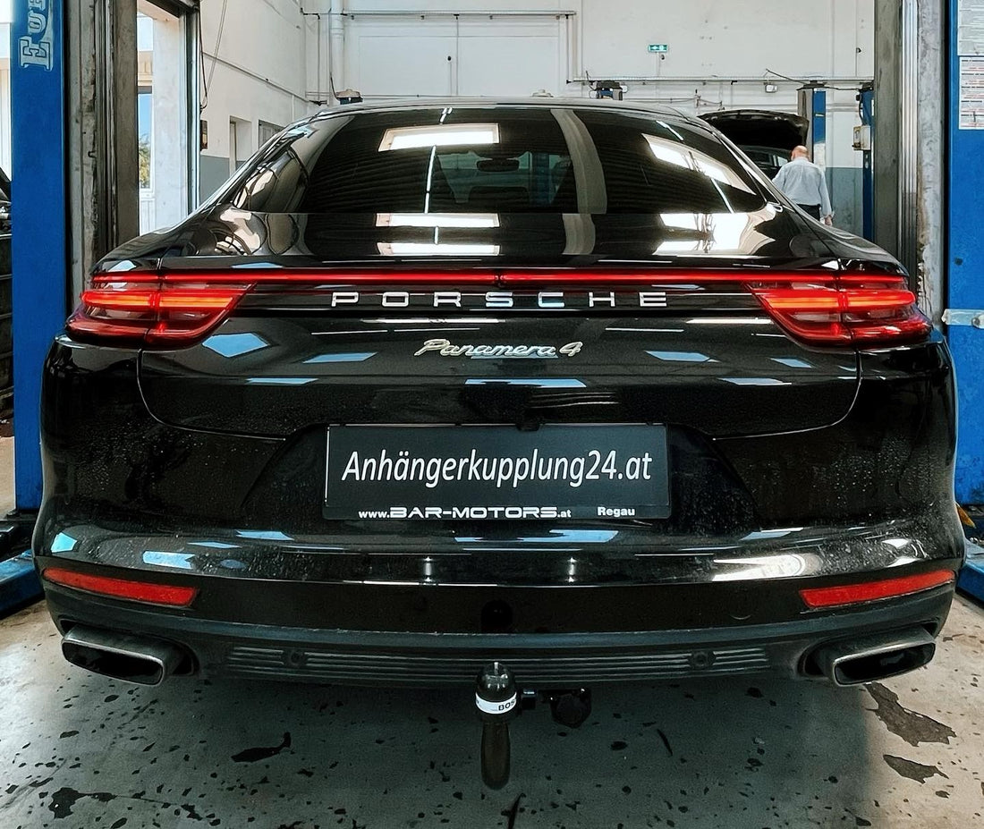 Nachrüstung einer abnehmbaren Bosstow Anhängerkupplung am Porsche Panamera Hybrid 4E 971