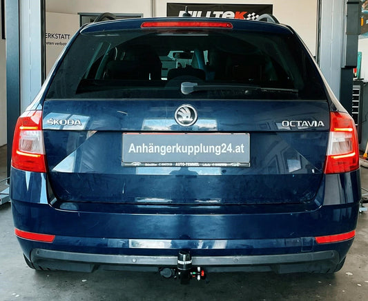 Nachrüstung einer abnehmbaren Westfalia Anhängerkupplung am Skoda Octavia 5E