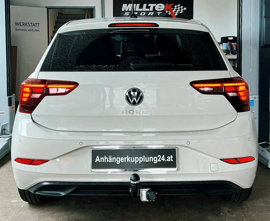 Nachrüstung einer starren Aragon Anhängerkupplung am VW Polo VI Typ AW