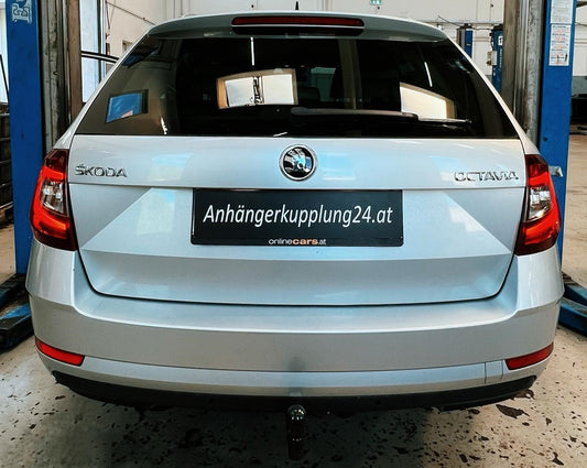 Nachrüstung einer abnehmbaren Oris Anhängerkupplung am Skoda Octavia Kombi 5E