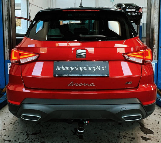 Nachrüstung einer abnehmbaren Westfalia Anhängerkupplung am Seat Arona Typ KJ7