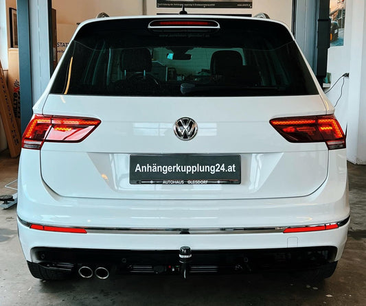 Nachrüstung einer abnehmbaren Westfalia Anhängerkupplung am VW Tiguan AD