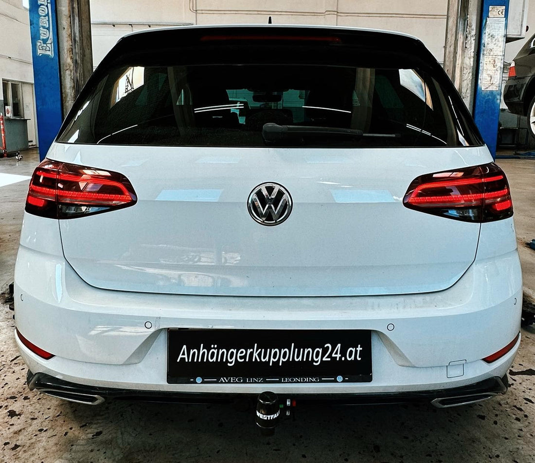 Nachrüstung einer abnehmbaren Westfalia Anhängerkupplung am VW Golf 7