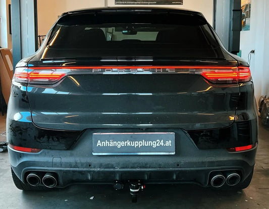 Nachrüstung einer abnehmbaren Westfalia Anhängerkupplung am Porsche Cayenne 9Y Coupé