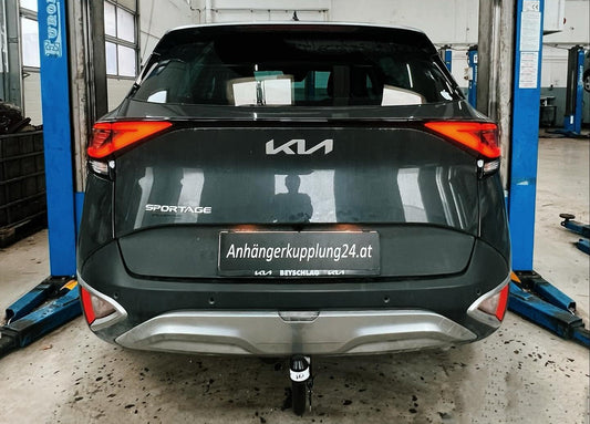 Nachrüstung einer abnehmbaren GDW Anhängerkupplung am KIA Sportage V