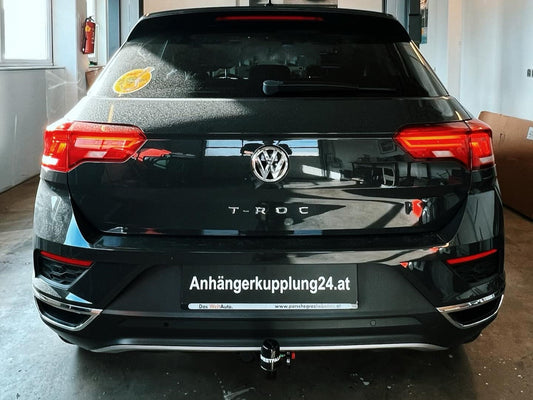 Nachrüstung einer abnehmbaren Westfalia Anhängerkupplung am VW T-ROC