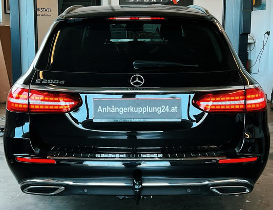 Nachrüstung einer abnehmbaren ORIS Anhängerkupplung an der MERCEDES-BENZ E-KLASSE T-Model