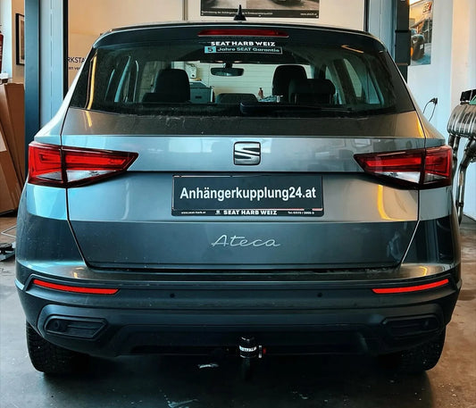 Nachrüstung einer abnehmbaren Westfalia Anhängerkupplung am SEAT ATECA