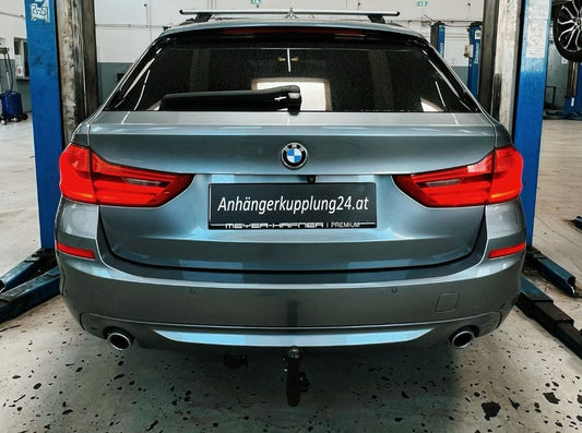 Nachrüstung einer schwenkbaren Brink Anhängerkupplung am BMW 5 Touring