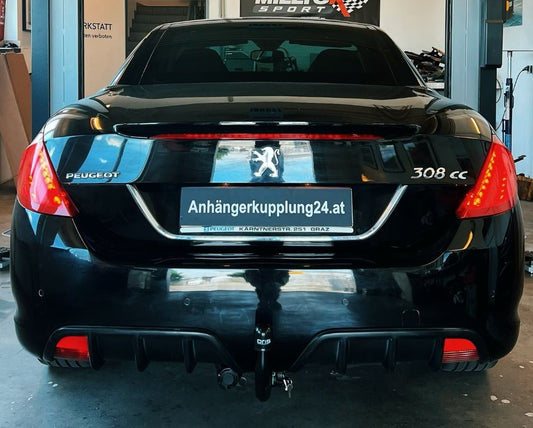 Nachrüstung einer abnehmbaren ORIS Anhängerkupplung am PEUGEOT 308 CC