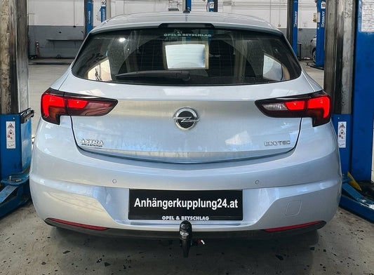 Nachrüstung einer abnehmbaren ORIS Anhängerkupplung am Opel Astra K