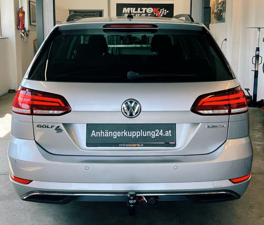 Nachrüstung einer abnehmbaren ORIS Anhängerkupplung am VW Golf VII Variant