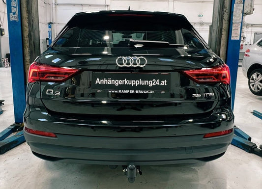 Nachrüstung einer abnehmbaren Auto-HAK Anhängerkupplung am Audi Q3 F3