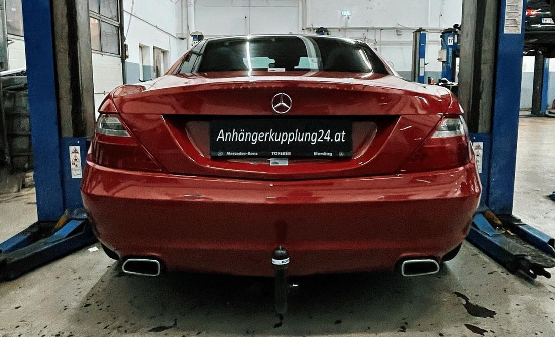 Nachrüstung einer abnehmbaren Anhängerkupplung am Mercedes SLK