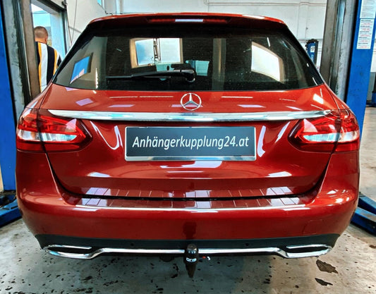 Nachrüstung einer abnehmbaren Anhängerkupplung am Mercedes C 205 T-Modell  