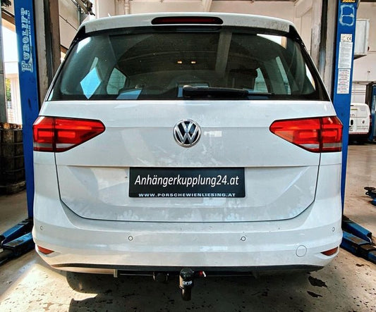 Nachrüstung einer abnehmbaren Anhängerkupplung am VW Touran