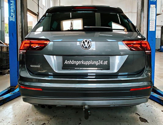 Nachrüstung einer schwenkbaren Anhängerkupplung am VW Tiguan