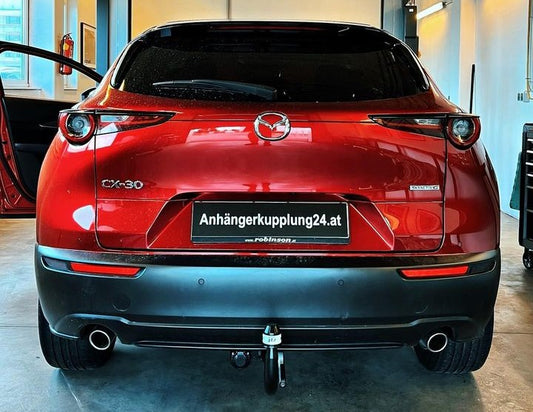 Nachrüstung einer abnehmbaren Anhängerkupplung am Mazda CX-30