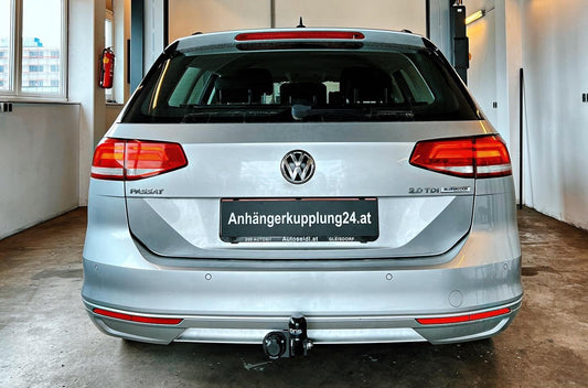 Nachrüstung einer starren Anhängerkupplung am VW Passat Variant