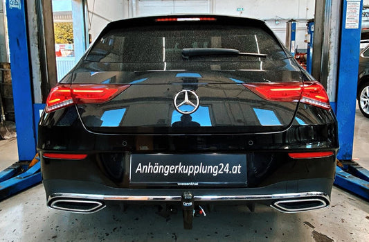 Nachrüstung einer abnehmbaren Anhängerkupplung am Mercedes CLA Shooting Brake 