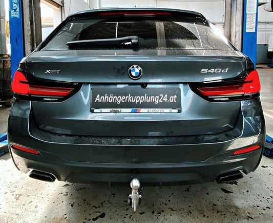 Nachrüstung einer schwenkbaren Anhängerkupplung am BMW 5er Touring G Serie