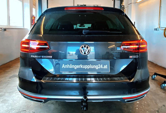 Nachrüstung einer original schwenkbaren Anhängerkupplung am VW Passat Variant B8