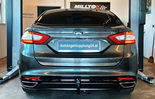 Nachrüstung einer abnehmbaren Anhängerkupplung am Ford Mondeo