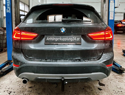 Nachrüstung einer abnehmbaren Anhängerkupplung am BMW X1 F Serie