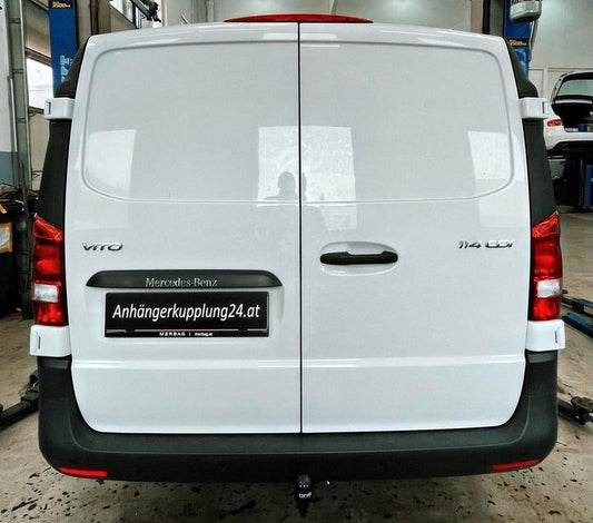 Nachrüstung einer abnehmbaren Anhängerkupplung am Mercedes Benz Vito