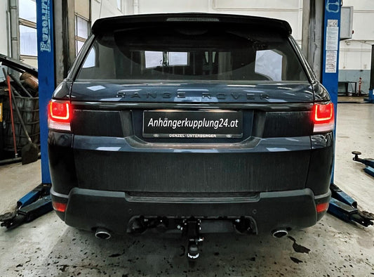 Nachrüstung einer abnehmbaren Anhängerkupplung am Range Rover Sport