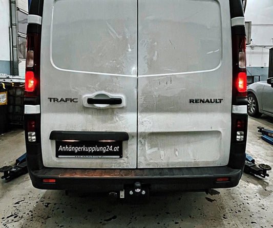 Nachrüstung einer starren Anhängerkupplung am Renault Trafic