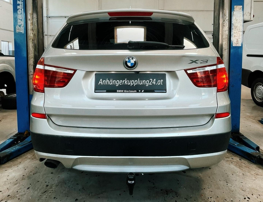 Nachrüstung einer abnehmbaren Anhängerkupplung am BMW X3 F-Serie