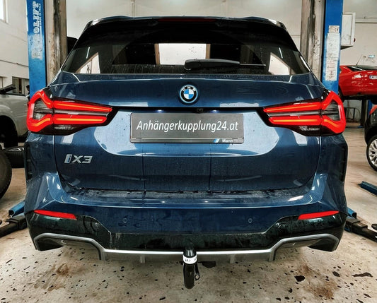 Nachrüstung einer abnehmbaren Anhängerkupplung am BMW iX3