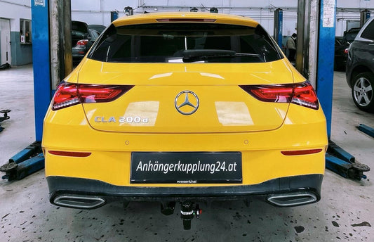 Nachrüstung einer abnehmbaren Anhängerkupplung am Mercedes CLA Shooting Break