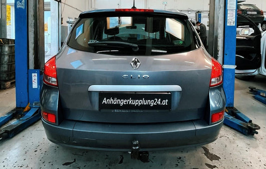 Nachrüstung einer starren Anhängerkupplung am Renault Cilo Grandtour