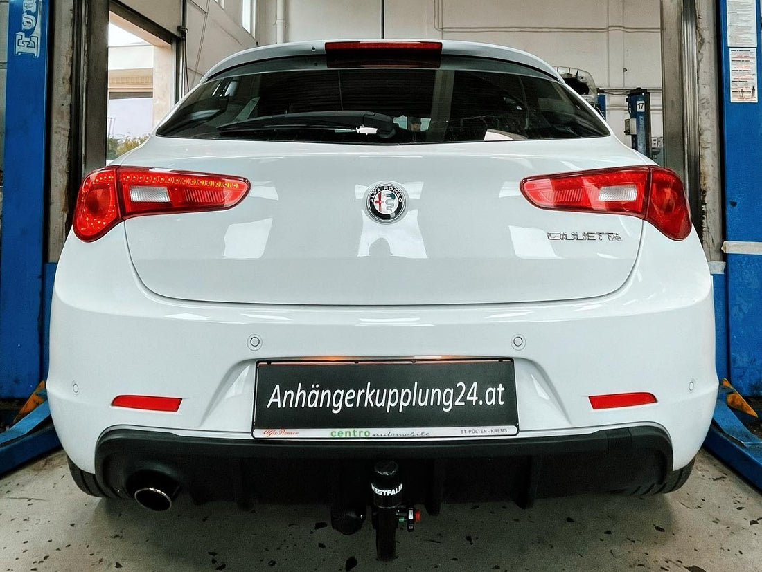 Nachrüstung einer abnehmbaren Anhängerkupplung am Alfa Romeo Giulietta
