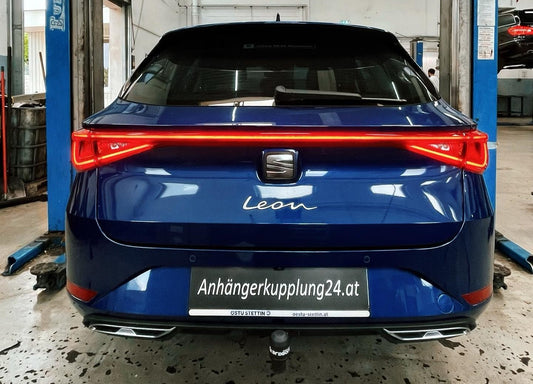 Nachrüstung einer abnehmbaren Aragon Anhängerkupplung am Seat Leon ST (Typ KL)