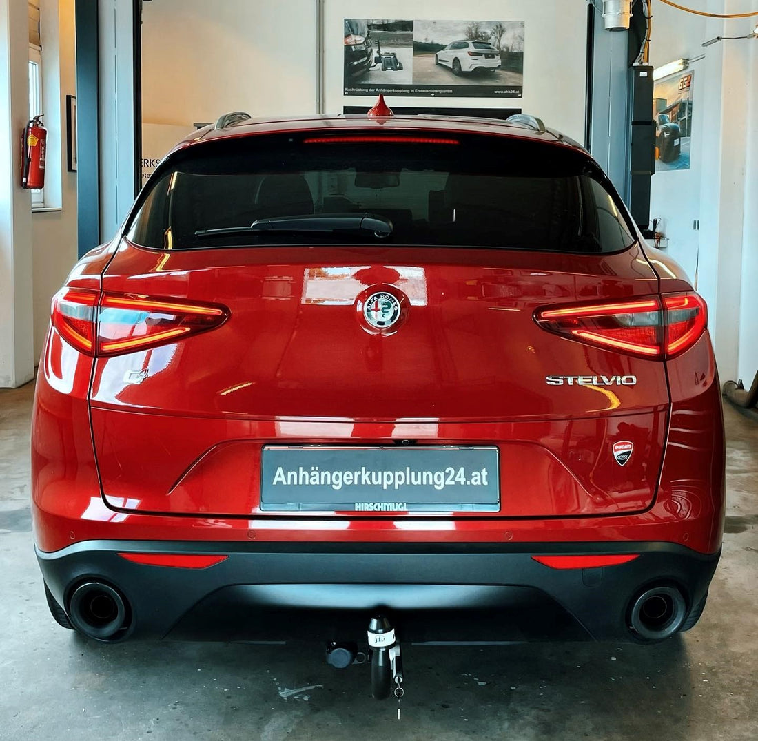 Nachrüstung einer abnehmbaren GDW Anhängerkupplung mit Thule Fahrradträger am Alfa Romeo Stelvio Typ 949
