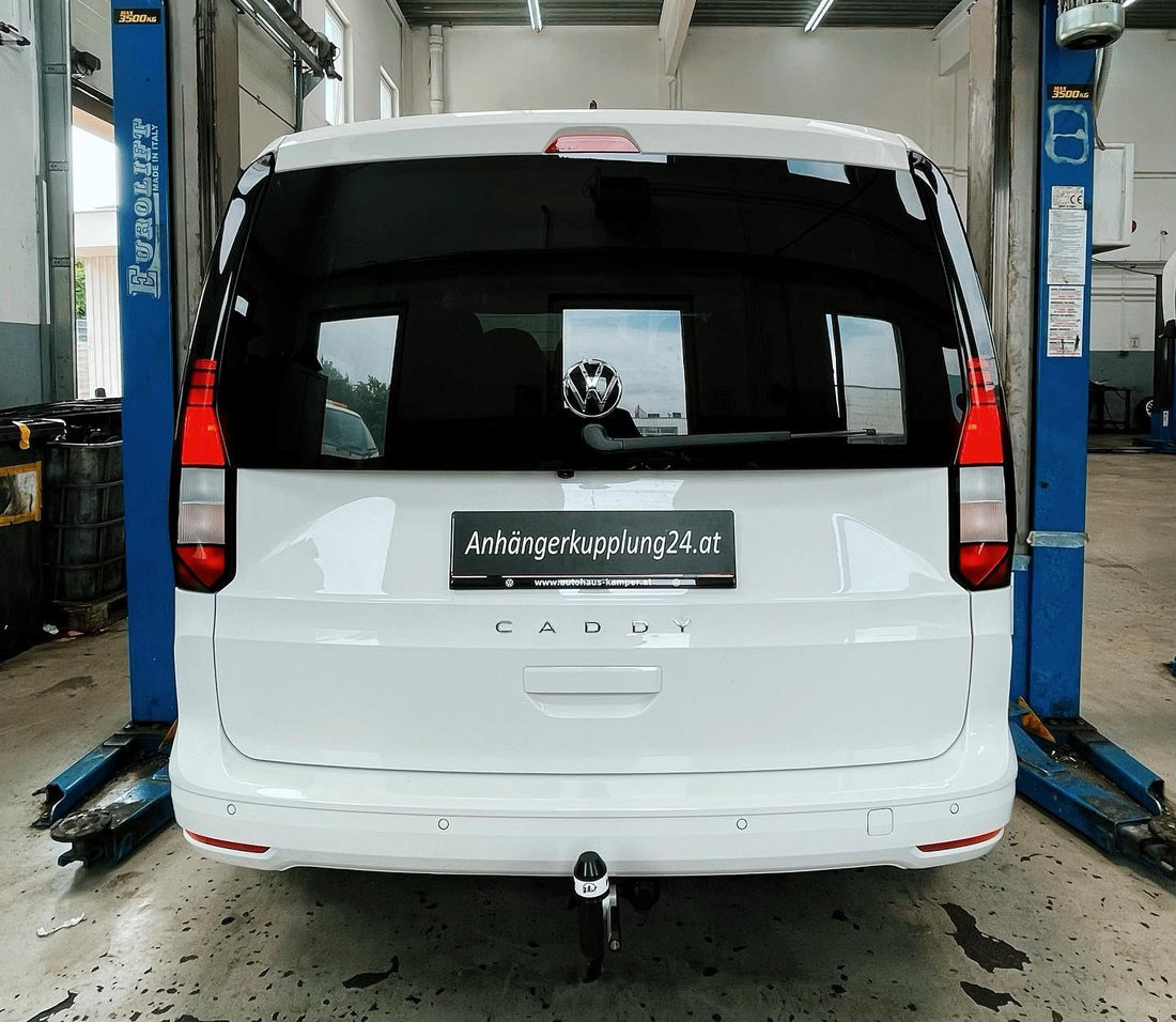 Nachrüstung einer abnehmbaren GDW Anhängerkupplung am VW Caddy Typ SB