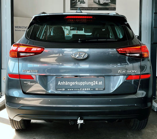 Nachrüstung einer starren GDW Anhängerkupplung am Hyundai Tucson Typ TL