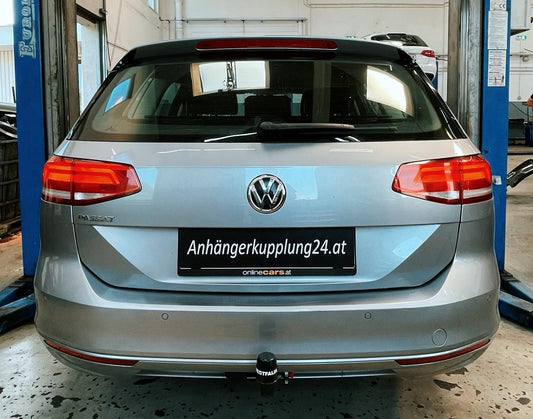 Nachrüstung einer abnehmbaren Westfalia Anhängerkupplung am VW Passat Variant B8