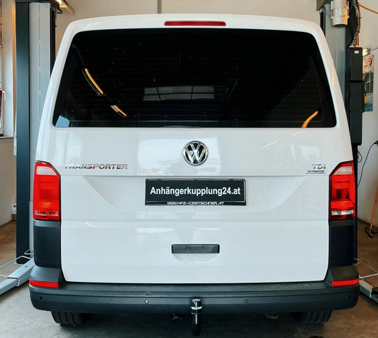 Nachrüstung einer starren Westfalia Anhängerkupplung am VW T6 Multivan Typ SG/SH