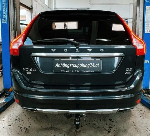Nachrüstung einer abnehmbaren Oris Anhängerkupplung am Volvo XC60 Typ Y20