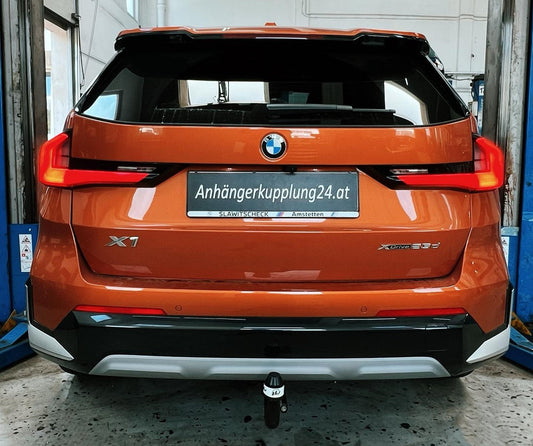 Nachrüstung einer abnehmbaren GDW Anhängerkupplung am BMW X1 U11