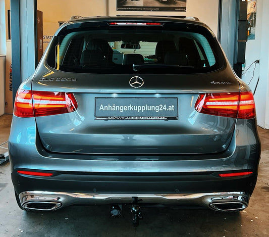 Nachrüstung einer mechanisch schwenkbaren Anhängerkupplung am Mercedes GLC X253